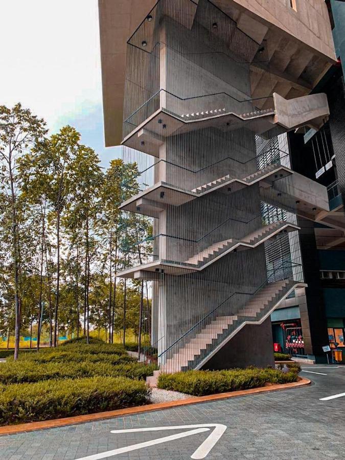Tamarind Suites@サイバージャヤ エクステリア 写真